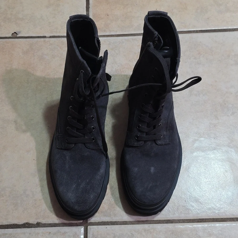 NWT Vince Raider Water Repellent Combat Boot